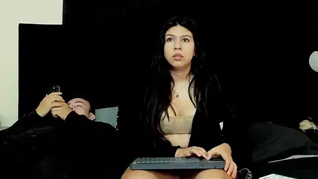 Freechat lissandthor13 on StripChat
