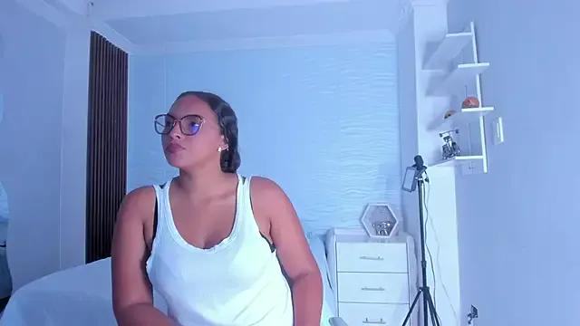 LissaVergara — SPANK ASS X 3