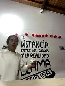 Private little-Emma on StripChat