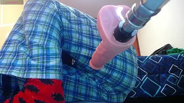 Little_CrazyDirtyBarbaria — show pussy and ass