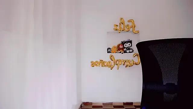 Little_Selene on StripChat 