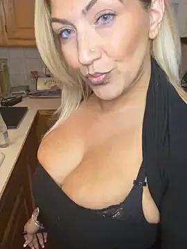 LittleMissEeve — Freechat on StripChat