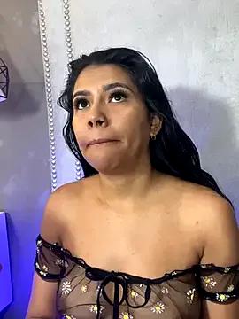 Lizz-Deepthroat on StripChat 