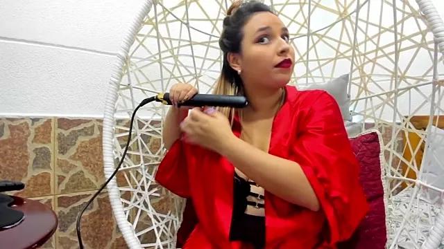 LizzRouse on StripChat 