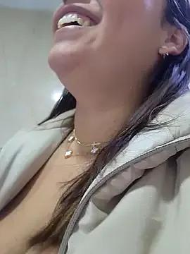 LizzRouse on StripChat 