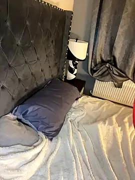 LolaReaX — Spit on tits