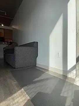 Lolathebaddie — Full Naked  and Deep throat.