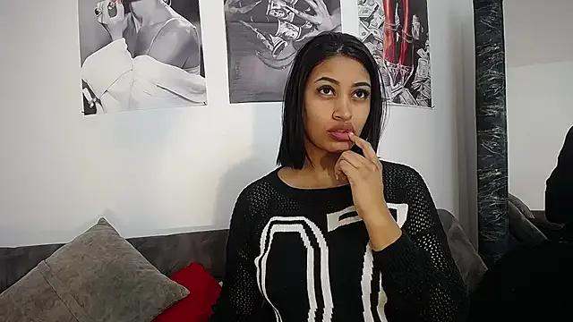 Freechat loretahorny on StripChat
