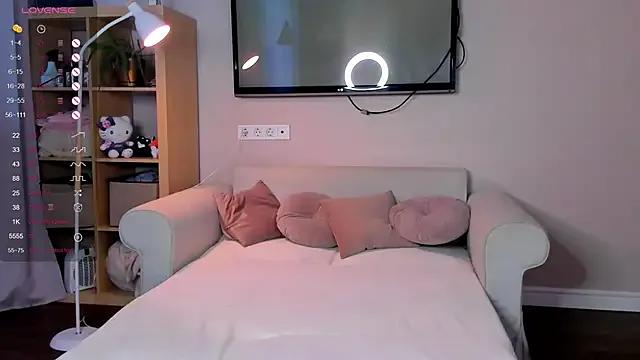 LoryReed — bounce naked boobs