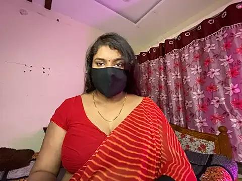 Freechat LouleyRanii on StripChat
