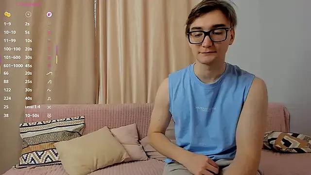 StripChat LoversFire is Freechat LoversFire — Take off top both