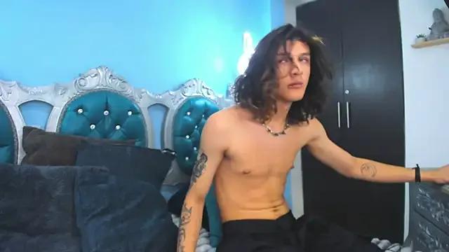 LUAUS18 on StripChat 
