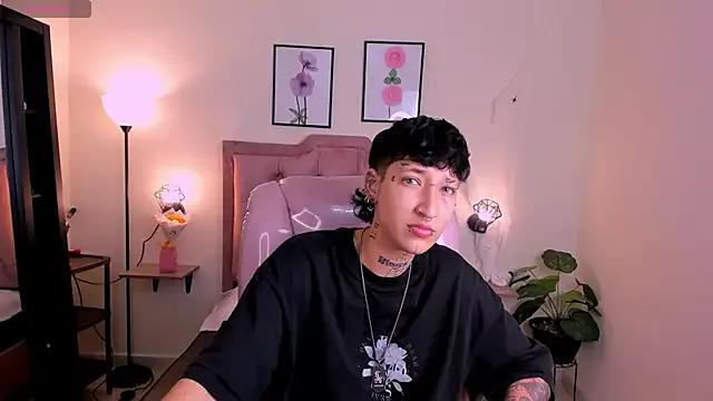 Luci_Rose — spanks ass x10 