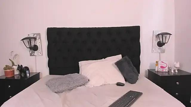 Lucio__Fox — Sexy dance to WARM UP