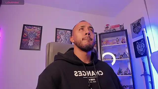 luck_spartans — cum show