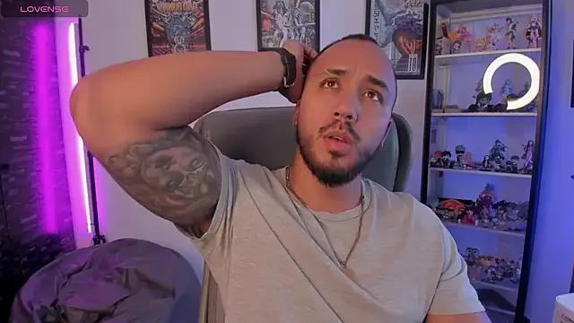 luck_spartans — cum show