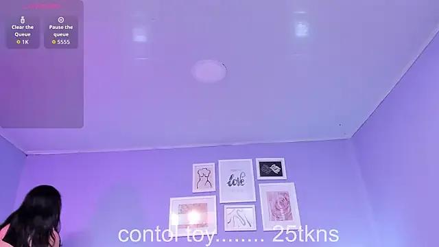 lucrecia_sucker — slap my face x5