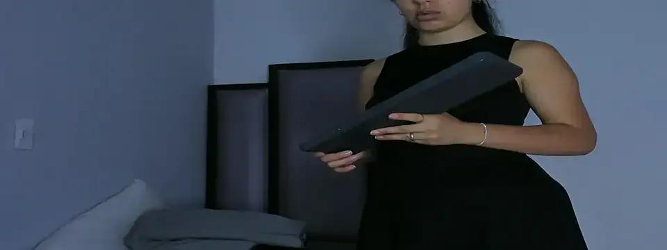 Lucy-23 — play my pussy x 10 min