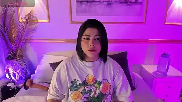 Freechat lucy26_ on StripChat