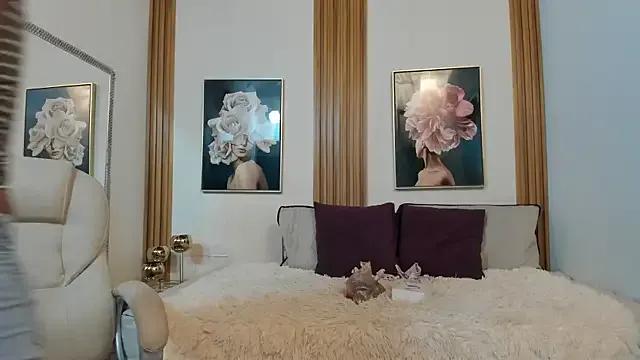 Freechat Lucy_Canel on StripChat