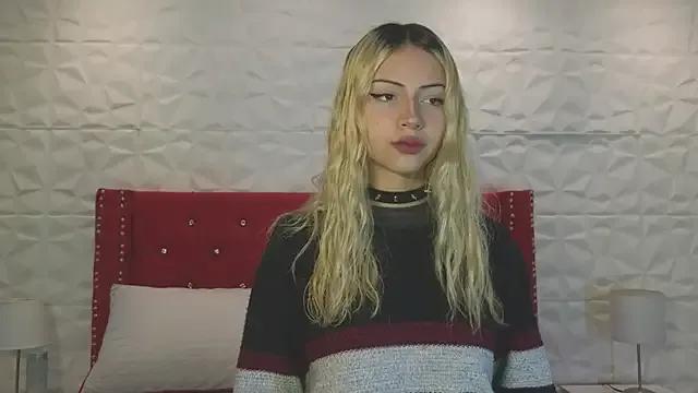 Lucy_n_pink — Freechat on StripChat