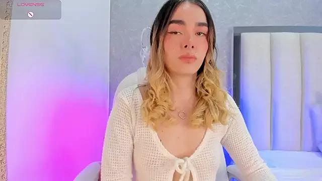 Freechat Lucy_Vega on StripChat