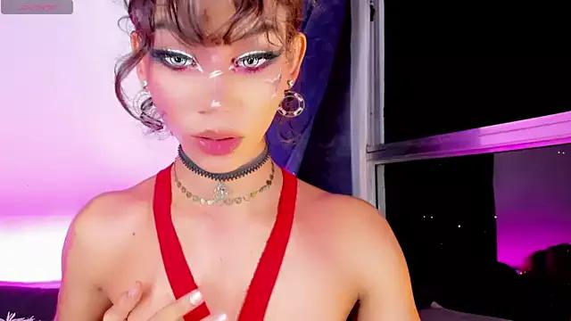 Freechat lucyangel_11 on StripChat