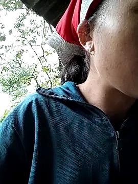 Freechat lucybaby00 on StripChat