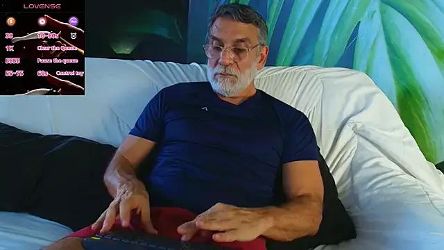 Freechat LukeCrews on StripChat