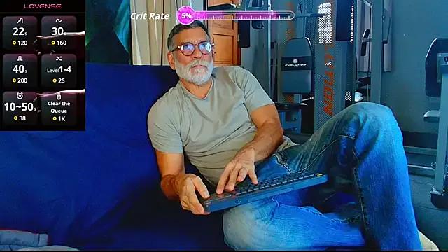 Freechat LukeCrews on StripChat