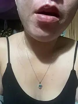 StripChat Luna-ass is Freechat Luna-ass — I am a poor girl. Please help me.