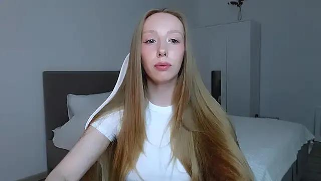 Freechat Luna_insniity on StripChat