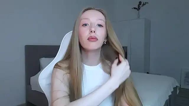 Freechat Luna_insniity on StripChat