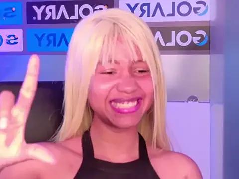 luna_owens — TWO FINGERS IN MY PUSSY 