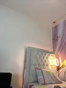 luna_star23 — suck dildo and spit