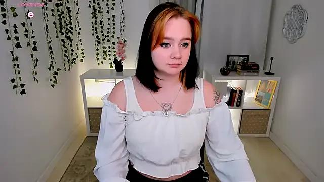 lunaalli — spank assx15