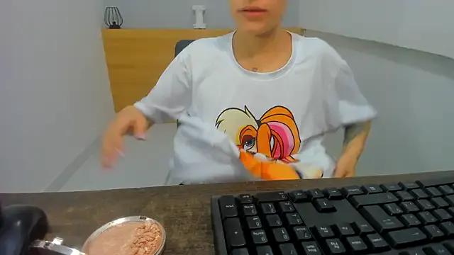LunaBella55 —  Show ass 