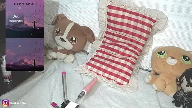 StripChat lunacutie is Freechat lunacutie — I'm on my red days, so... BIG SQUIRT