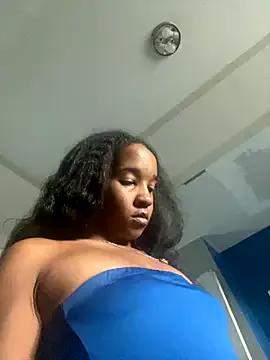 Freechat LunalustycumslutPornstar on StripChat