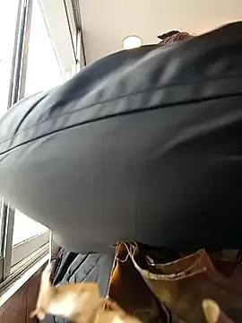 Lunna_azul — My friend sucks and spits on my tits
