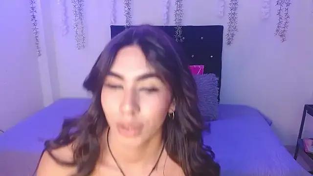 StripChat Lyaa_Cute is Private Lyaa_Cute — Delicious milk in public