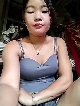 Freechat lylylove on StripChat