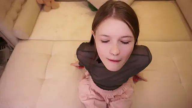 LynHillaire — Freechat on StripChat