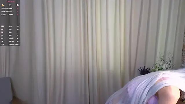 Freechat LynnaCure on StripChat