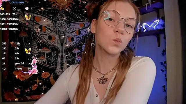 lyra_thenymph — Dance with bare back