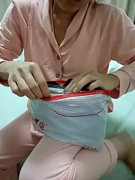 StripChat lyrwpp521521 is Freechat lyrwpp521521 —