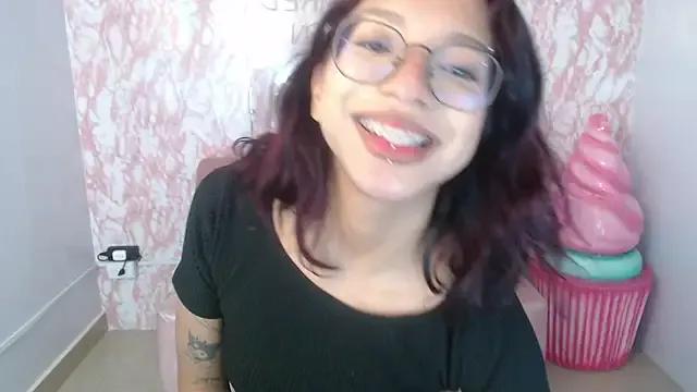 StripChat Lyynn_ch is Freechat Lyynn_ch — Freechat on StripChat
