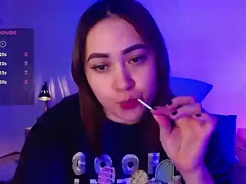 StripChat m33li is Freechat m33li — Flash Boobs