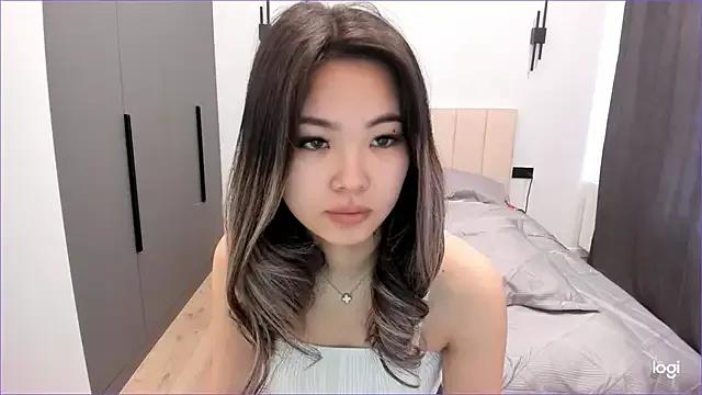 Maakimita — Bra Off