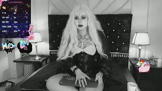 Madamexravenx — ANAL PUBLIC